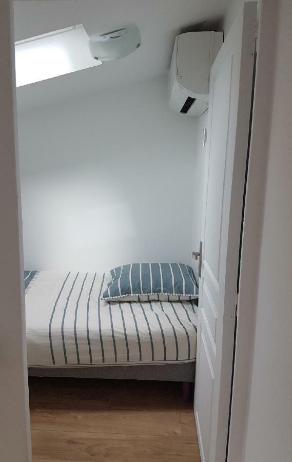 Capitaine Pirrodi Apartment La Ciotat Bagian luar foto